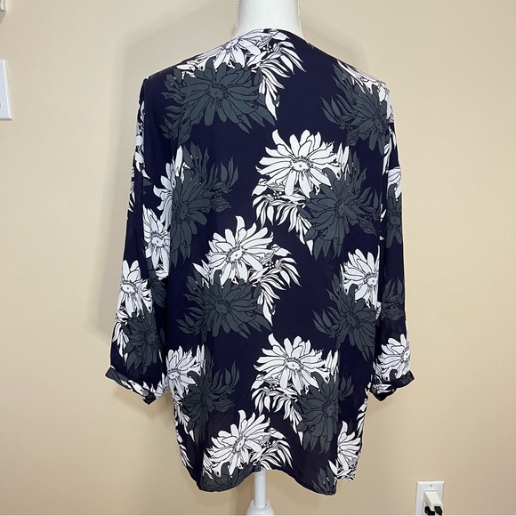 Ann Taylor Loft Purple Floral Print Blouse - Picture 7 of 11